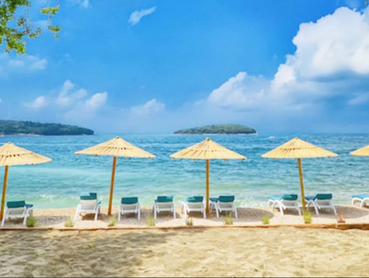 New!!! 2024 Marea With Xxl Sunny Terrace Apartment Porec